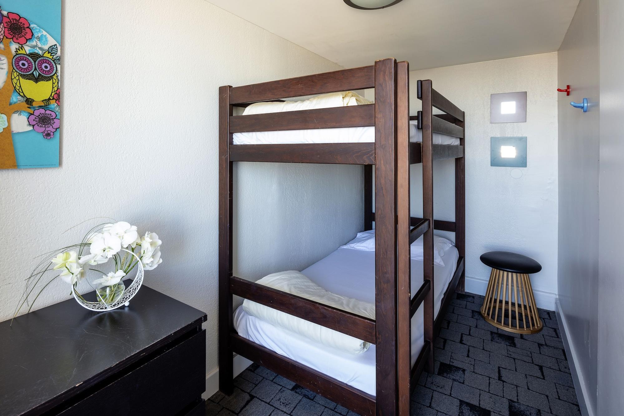 Thalazur Port-Camargue - Hotel & Spa Ле-Гро-дю-Руа Экстерьер фото