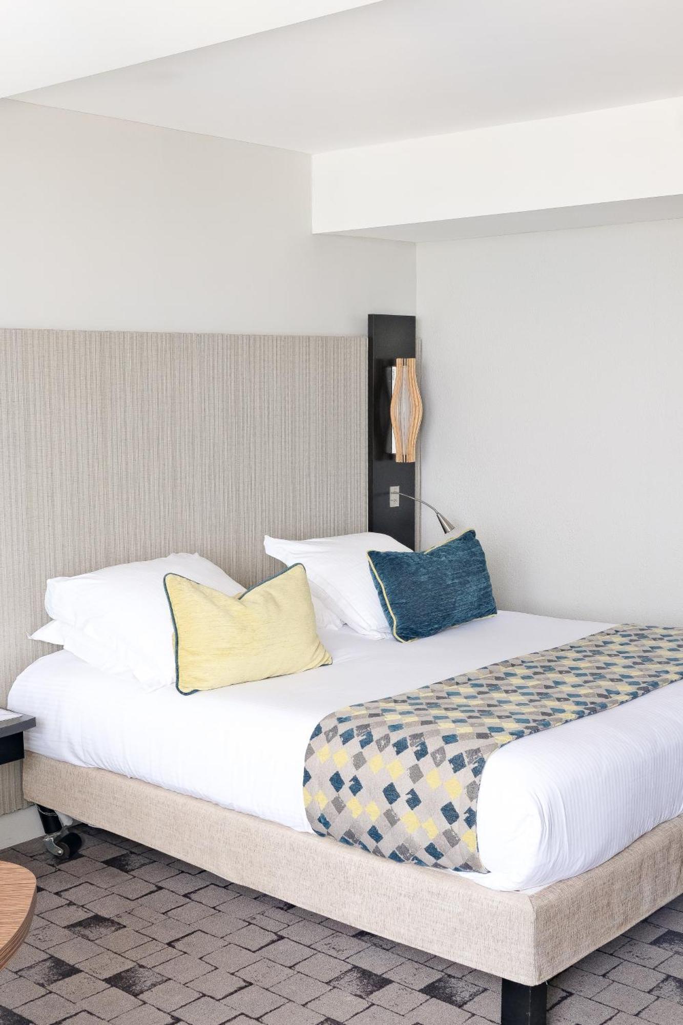 Thalazur Port-Camargue - Hotel & Spa Ле-Гро-дю-Руа Экстерьер фото