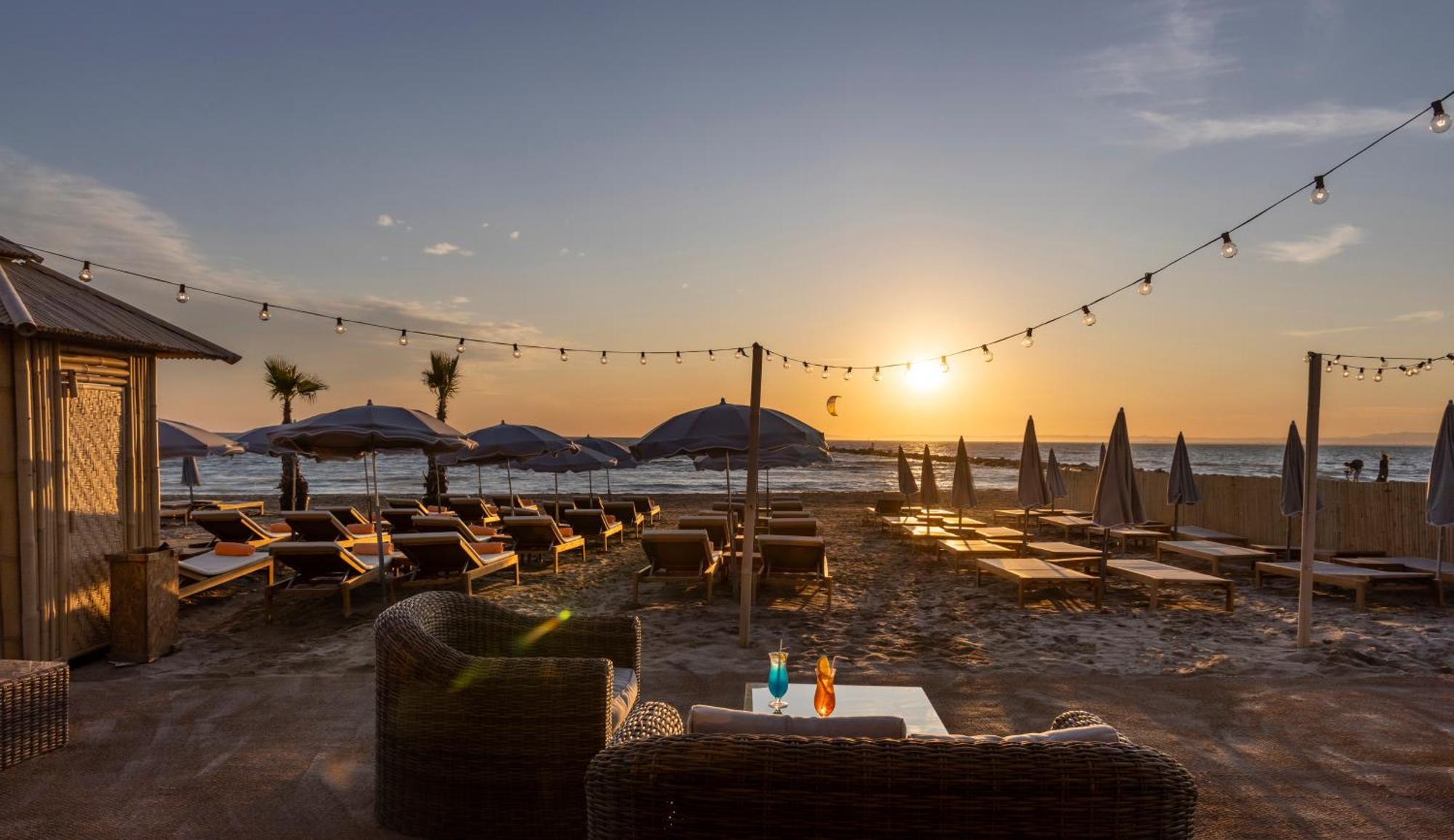 Thalazur Port-Camargue - Hotel & Spa Ле-Гро-дю-Руа Экстерьер фото